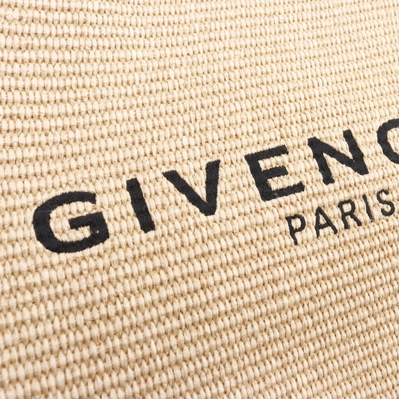 GIVENCHY G-Tote Large Raffia Logo Bag | Woven Summer Beach Tote - Picture 6 of 8